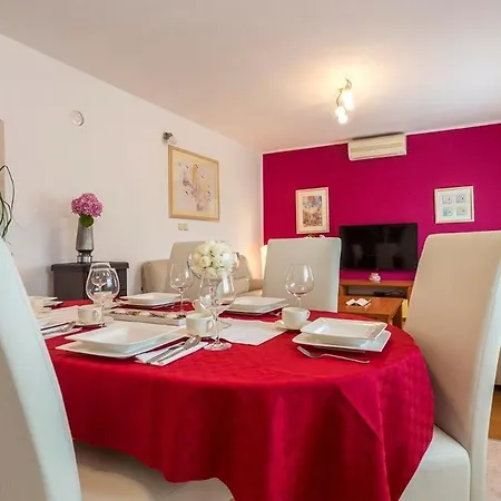 Casa Kujici Feriehus Krnica